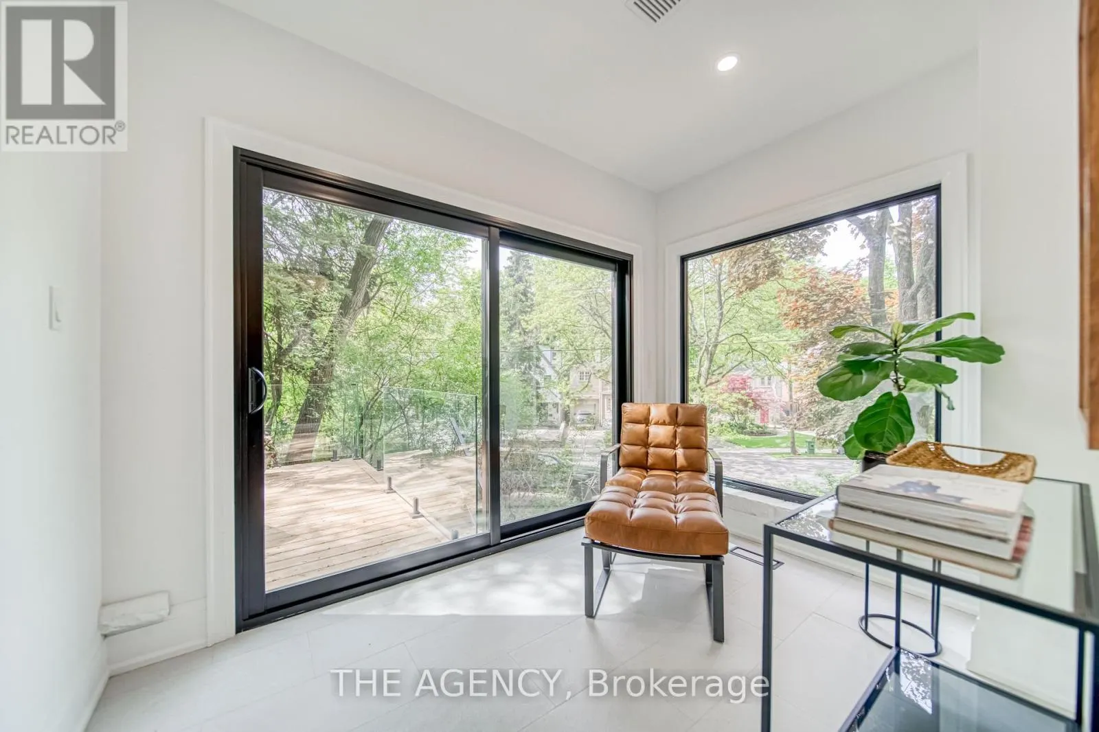16 DUNCANNON DRIVE