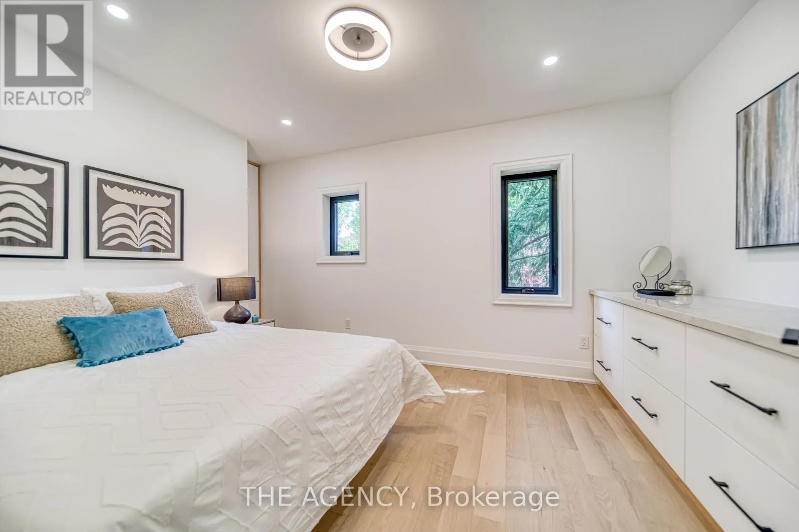 16 DUNCANNON DRIVE