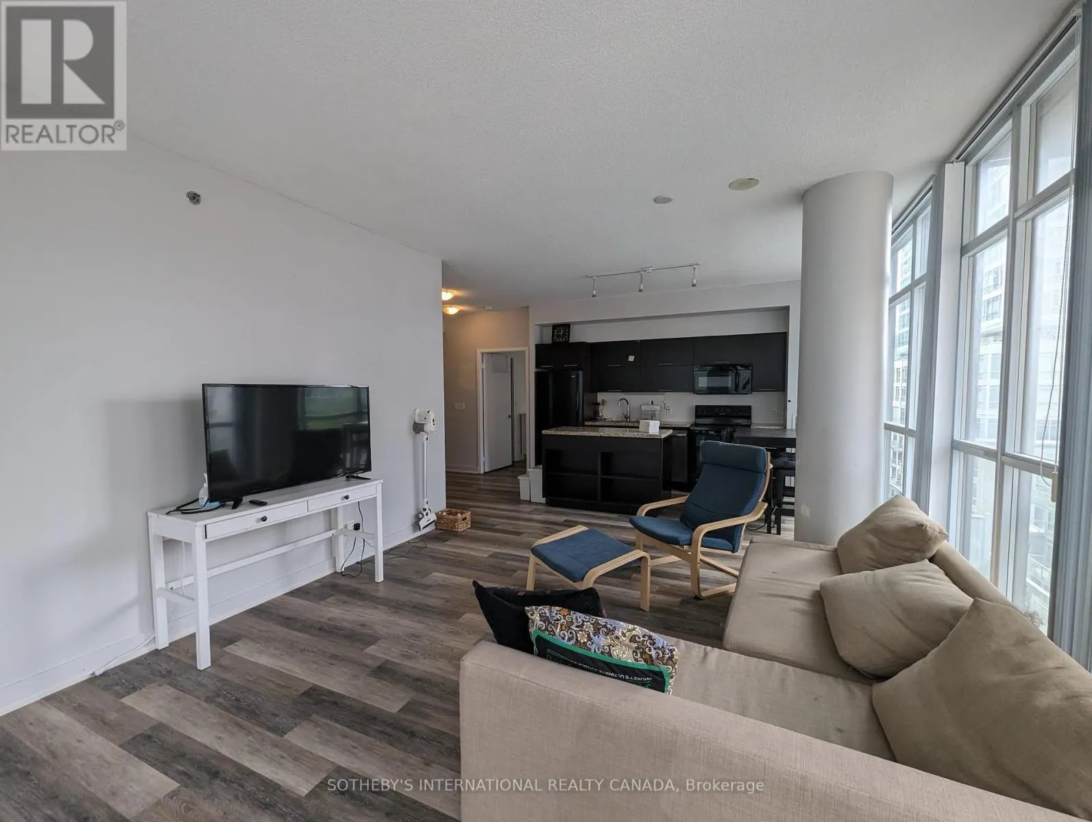 917 - 21 NELSON STREET