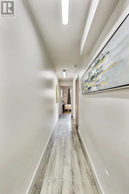 205 BATHURST STREET