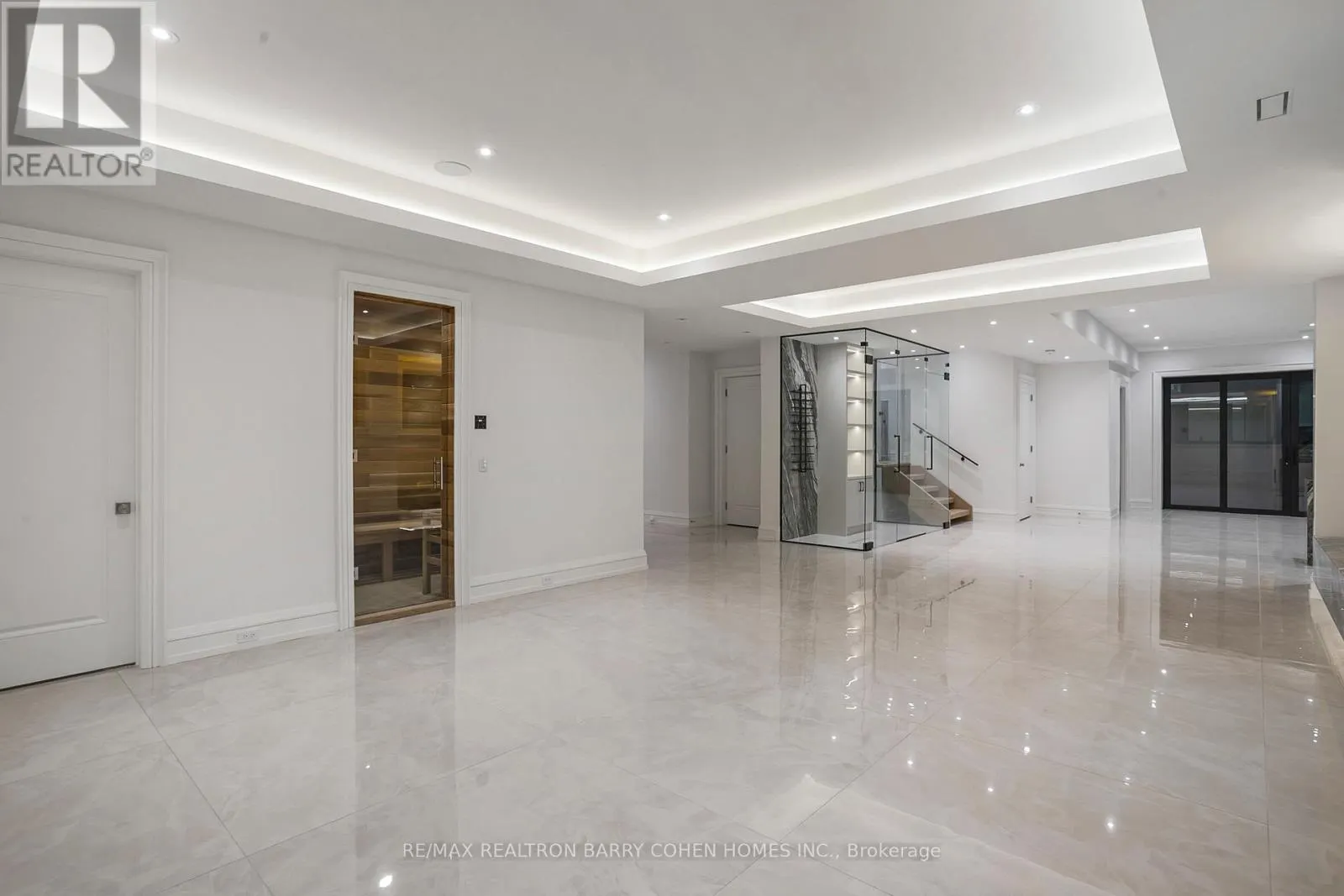 27 PENWOOD CRESCENT