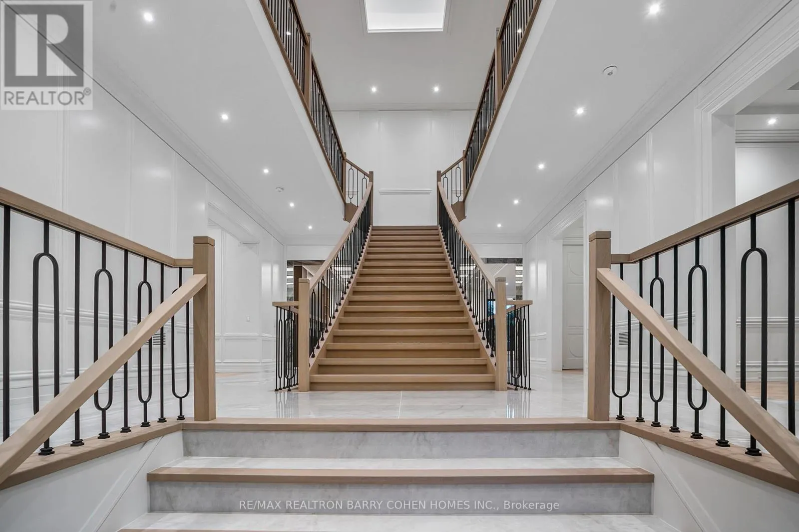 27 PENWOOD CRESCENT