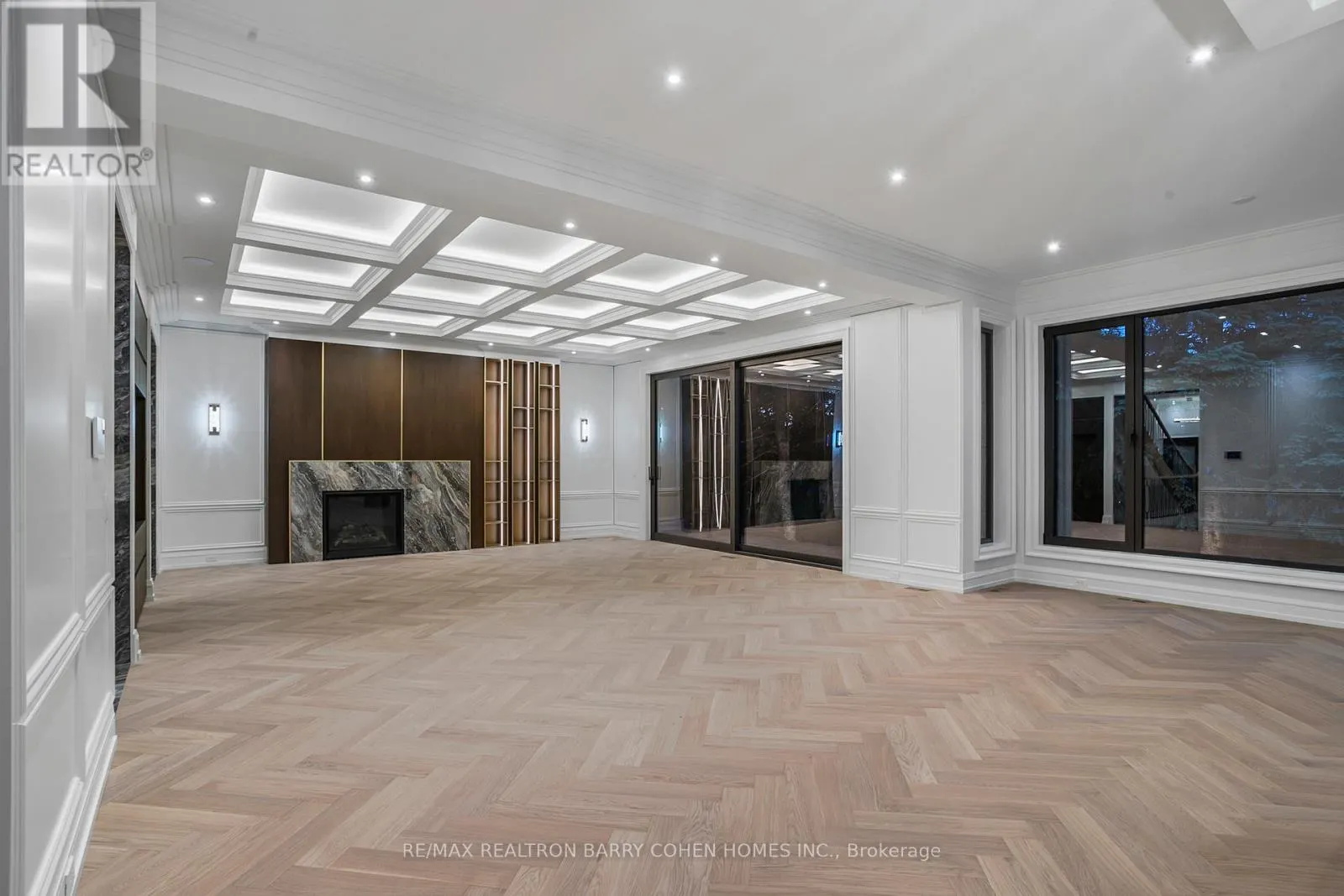 27 PENWOOD CRESCENT