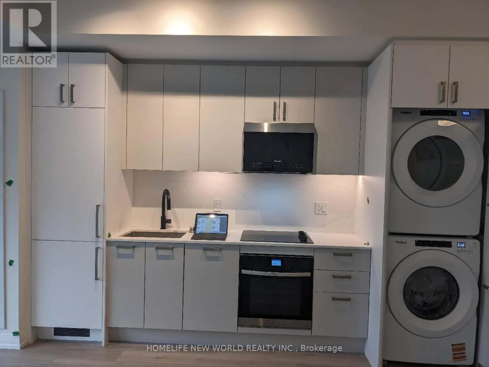 603 - 280 DUNDAS STREET W