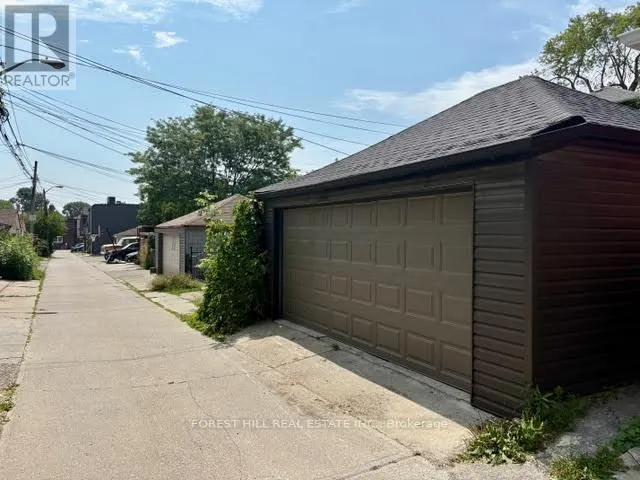 183 WYCHWOOD AVENUE