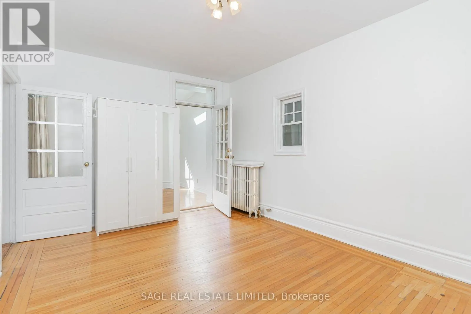 MAIN - 604 OSSINGTON AVENUE