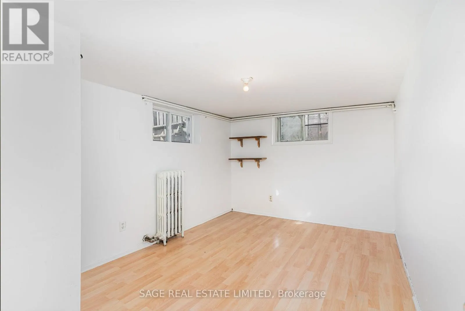 MAIN - 604 OSSINGTON AVENUE
