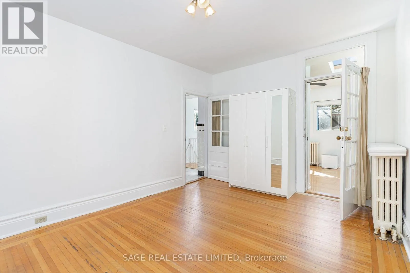 MAIN - 604 OSSINGTON AVENUE