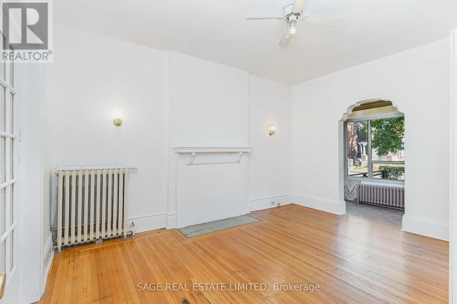 MAIN - 604 OSSINGTON AVENUE