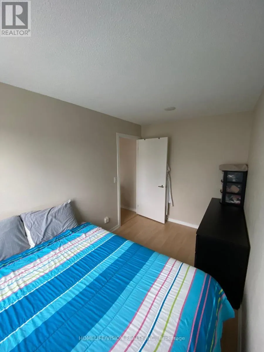 419 - 38 JOE SHUSTER WAY