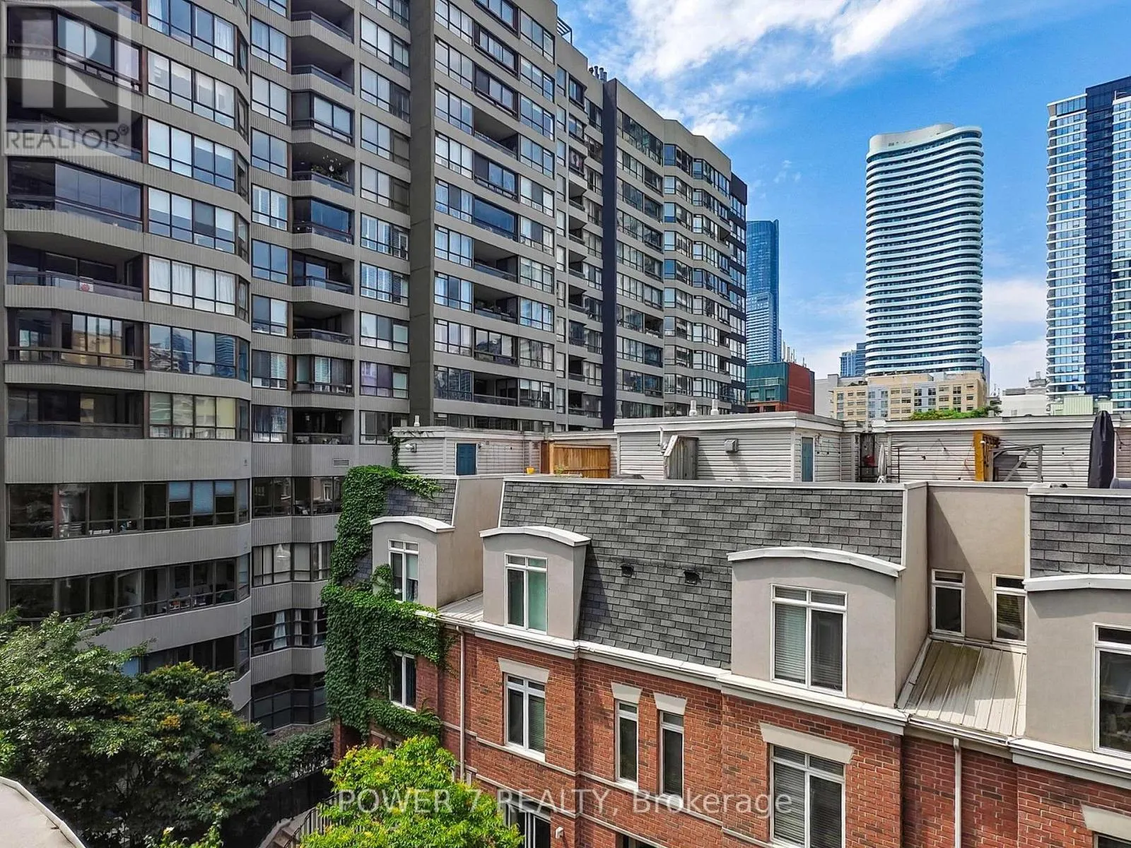 389 - 415 JARVIS STREET