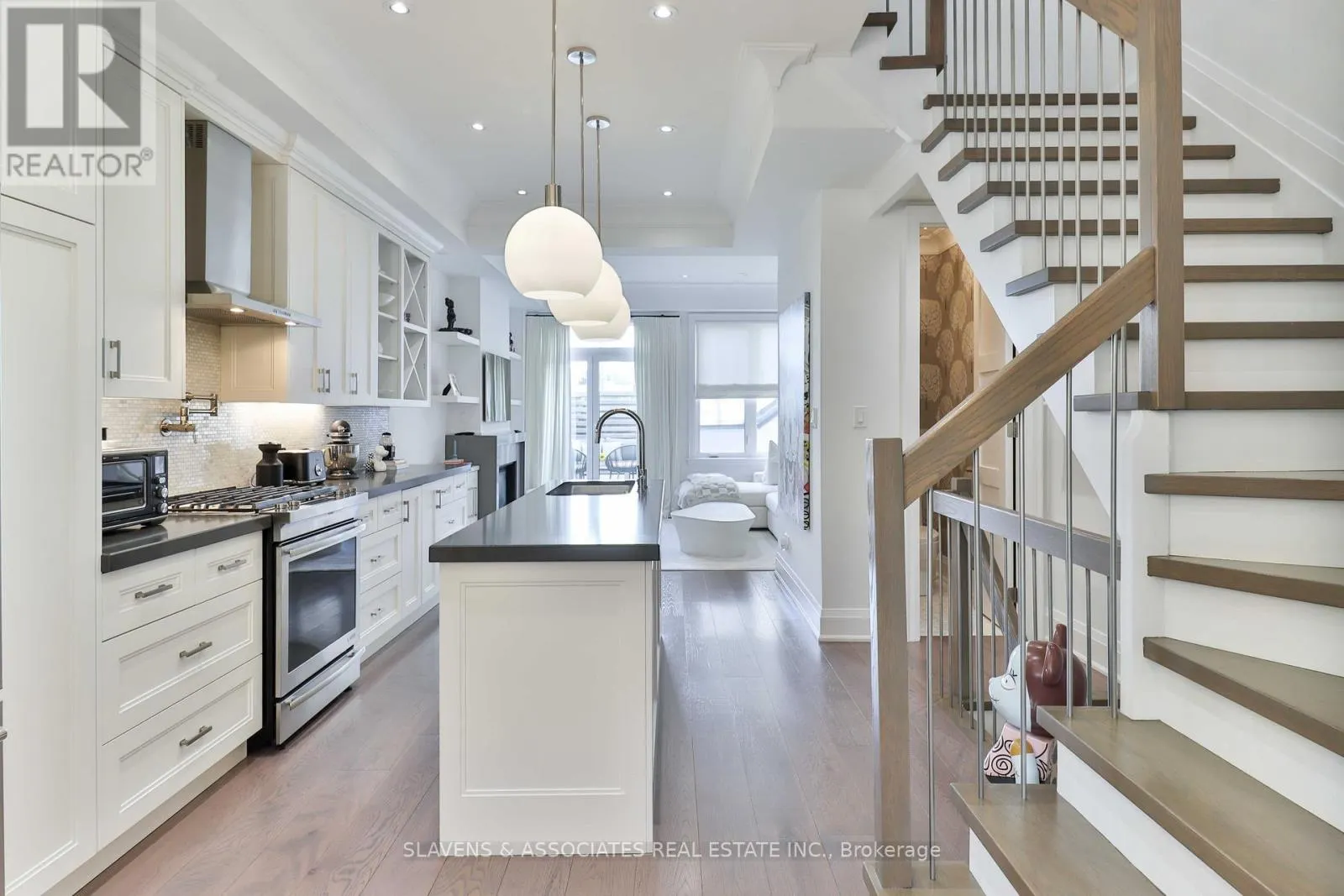 51B BURNABY BOULEVARD