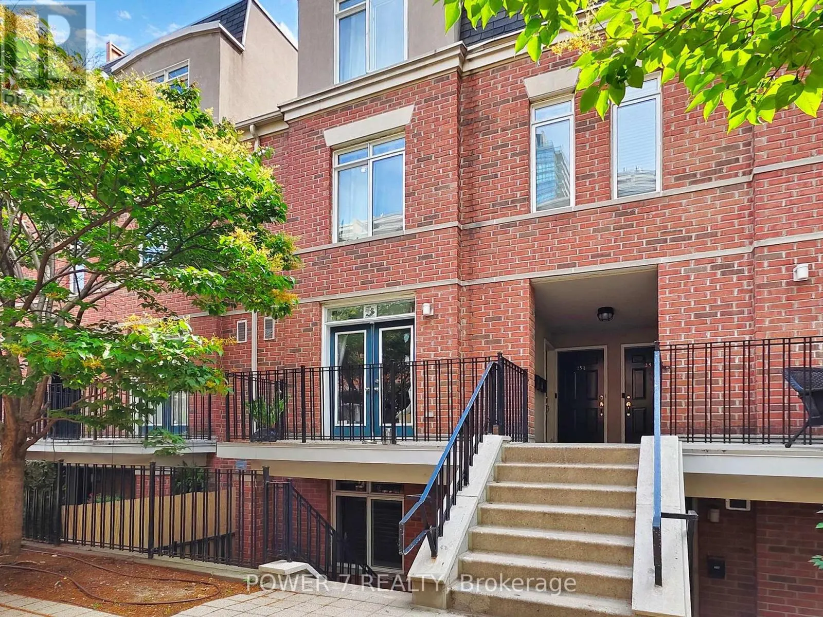 147 - 415 JARVIS STREET