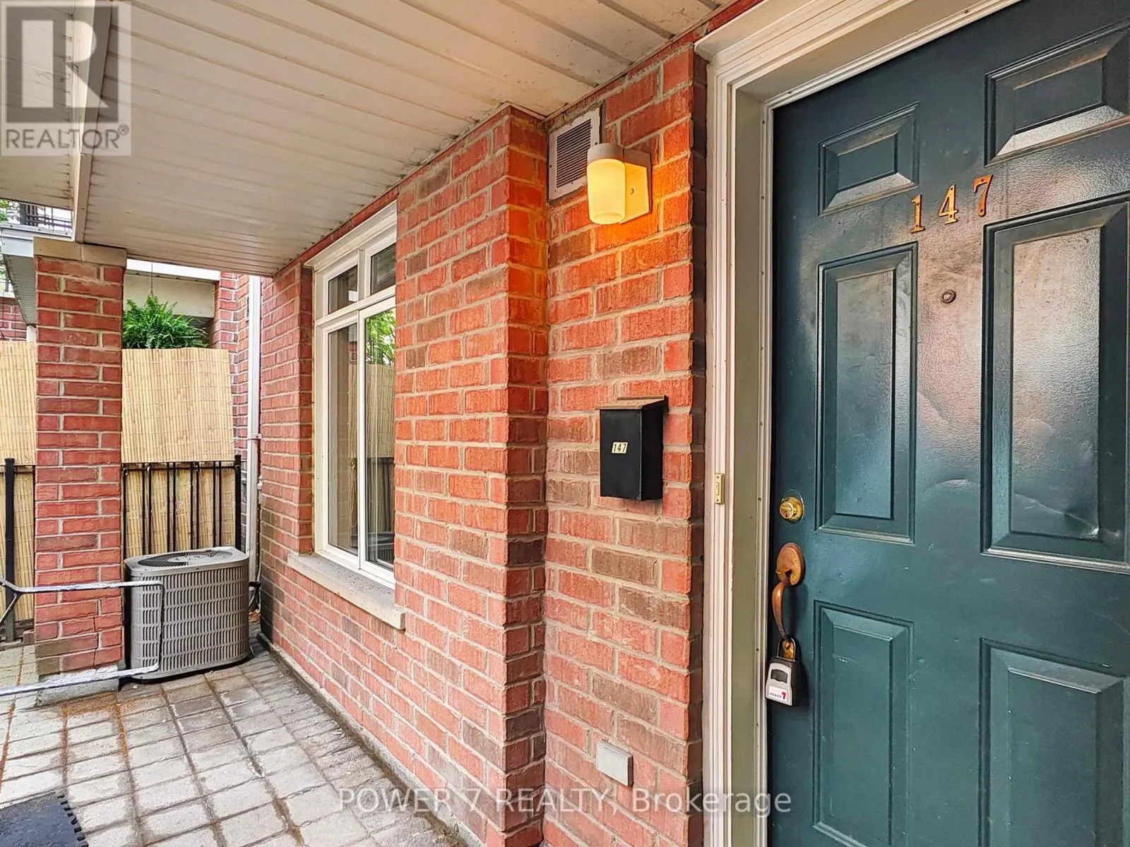 147 - 415 JARVIS STREET