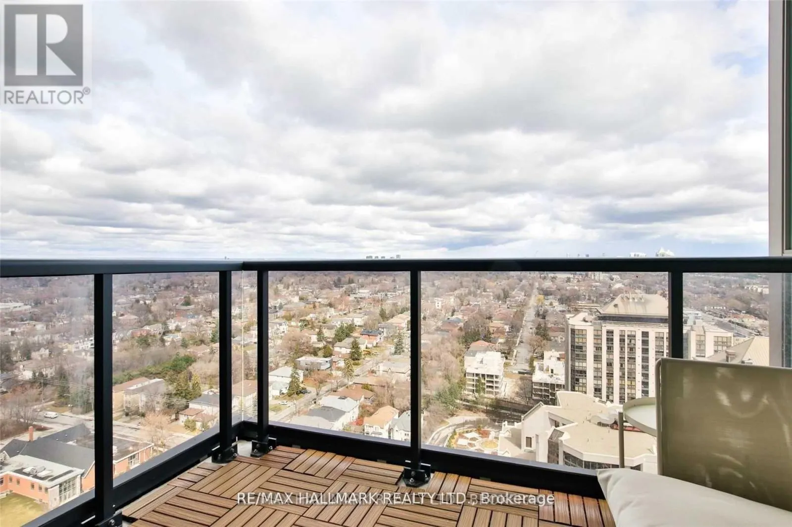 2509 - 88 SHEPPARD AVENUE