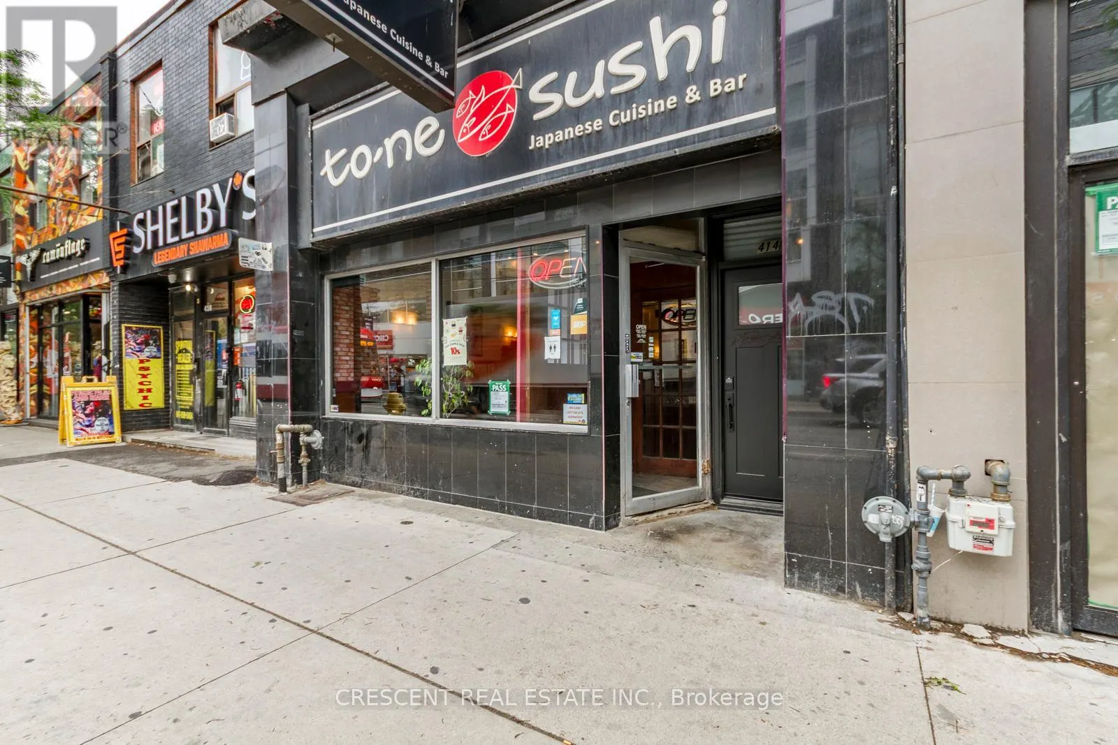 414 QUEEN STREET W