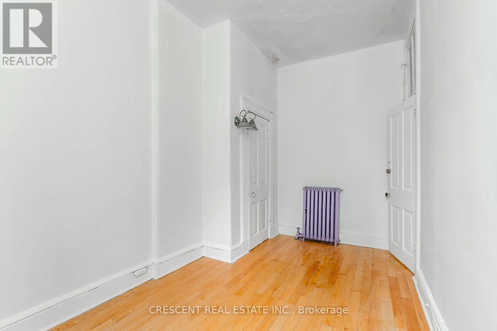 414 QUEEN STREET W