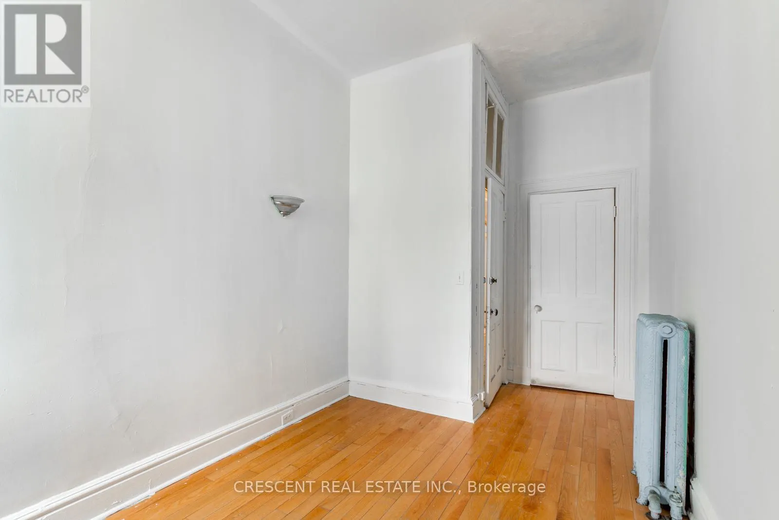 414 QUEEN STREET W