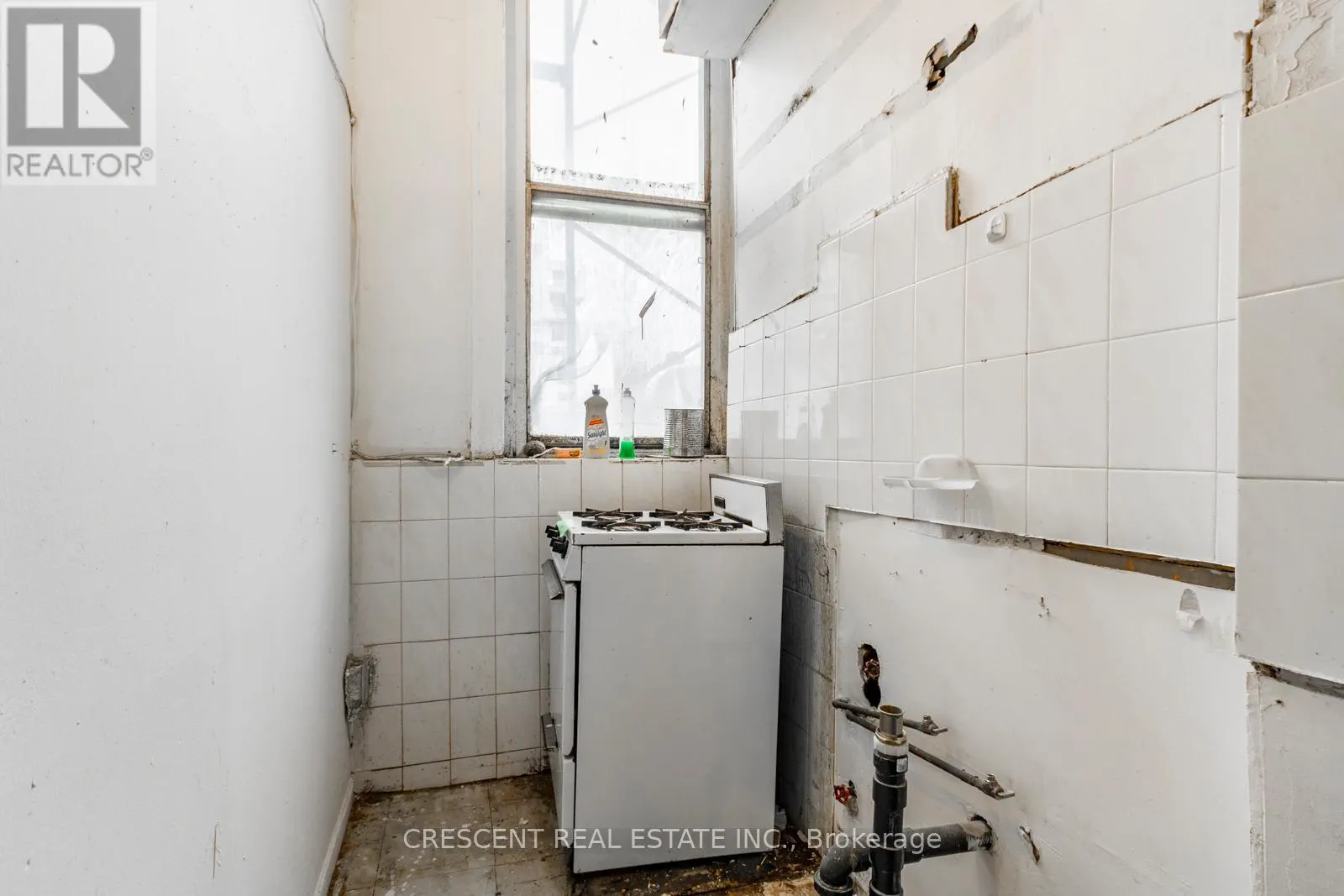 414 QUEEN STREET W