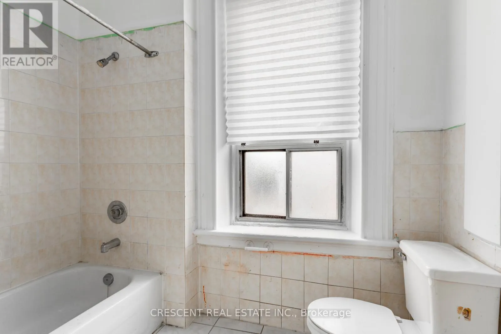 414 QUEEN STREET W