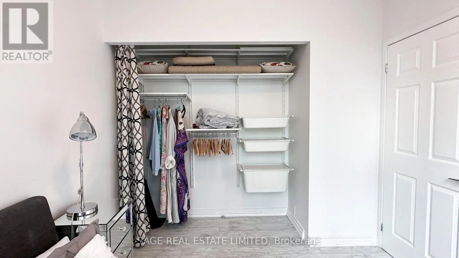 405 - 55 REGENT PARK BOULEVARD N