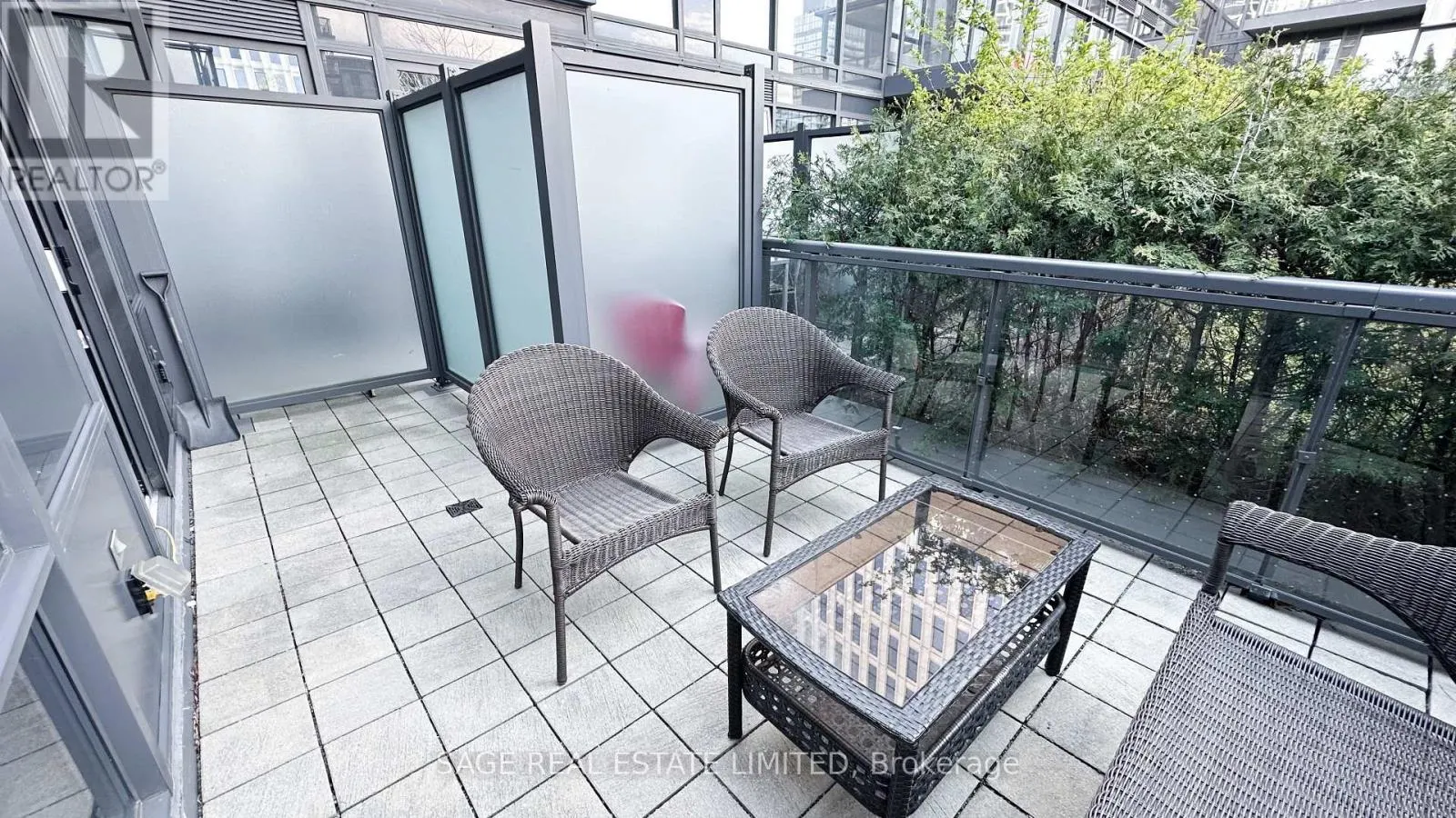 405 - 55 REGENT PARK BOULEVARD N