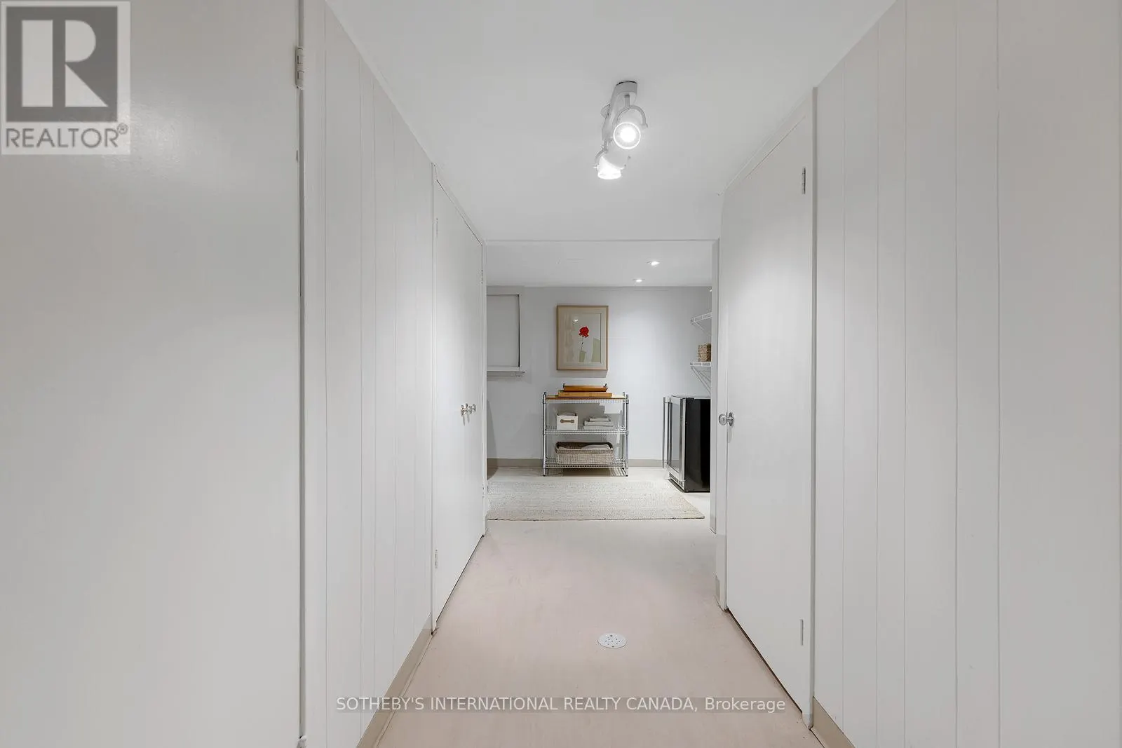 60 DOONAREE DRIVE