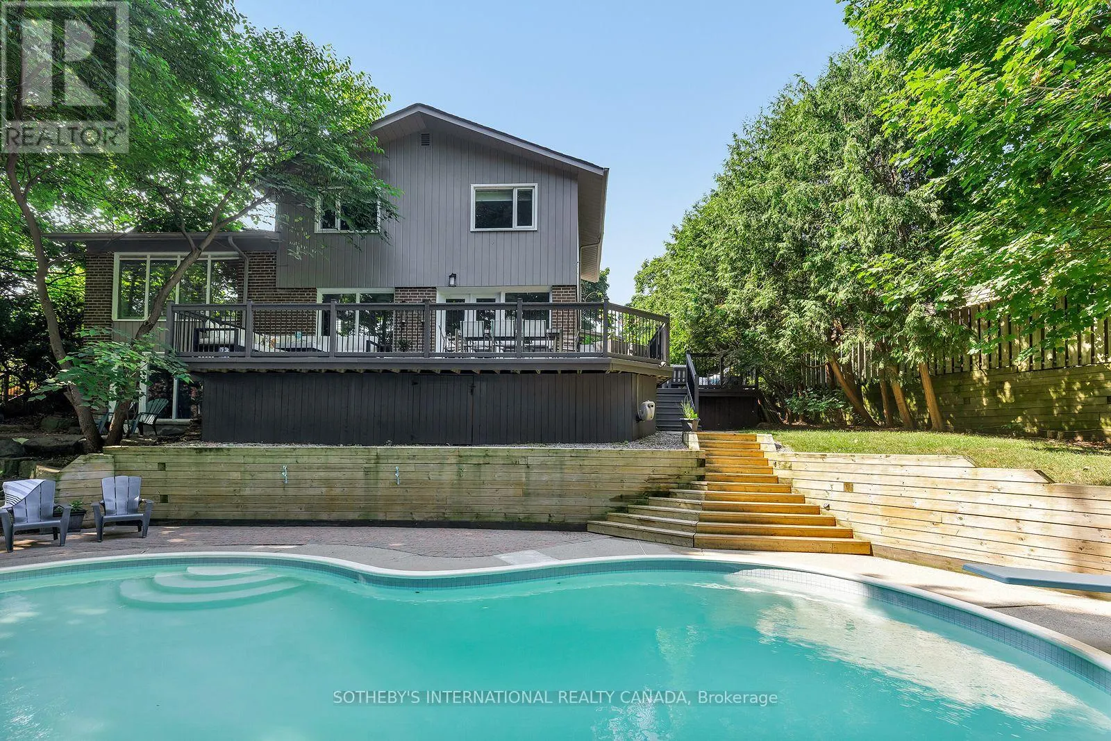 60 DOONAREE DRIVE