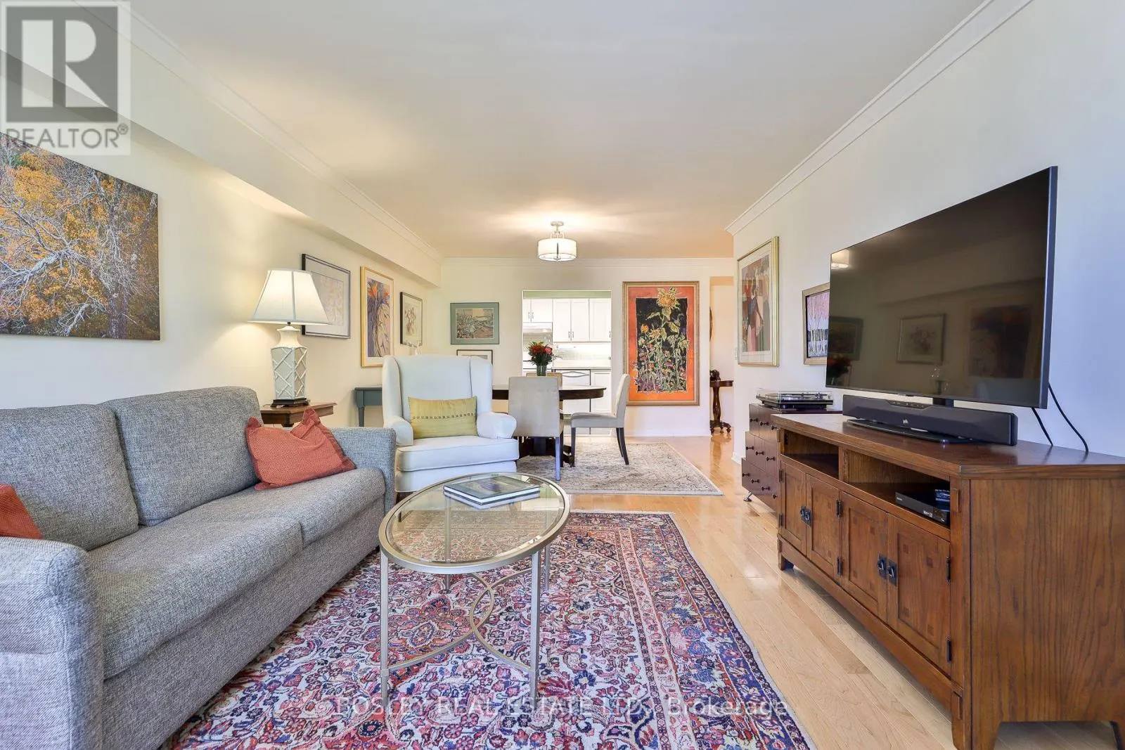 408 - 955 MILLWOOD ROAD