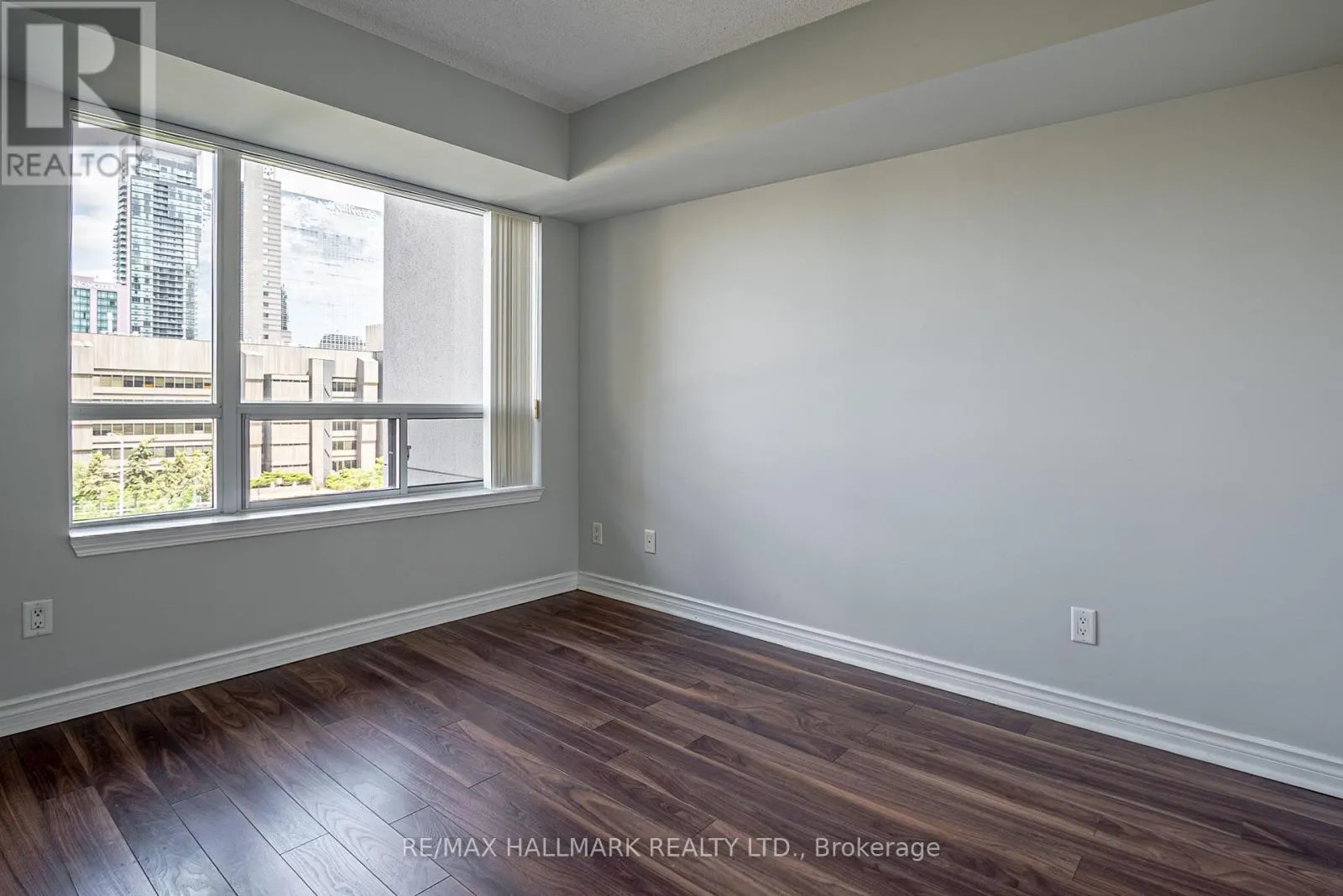 710 - 155 BEECROFT ROAD