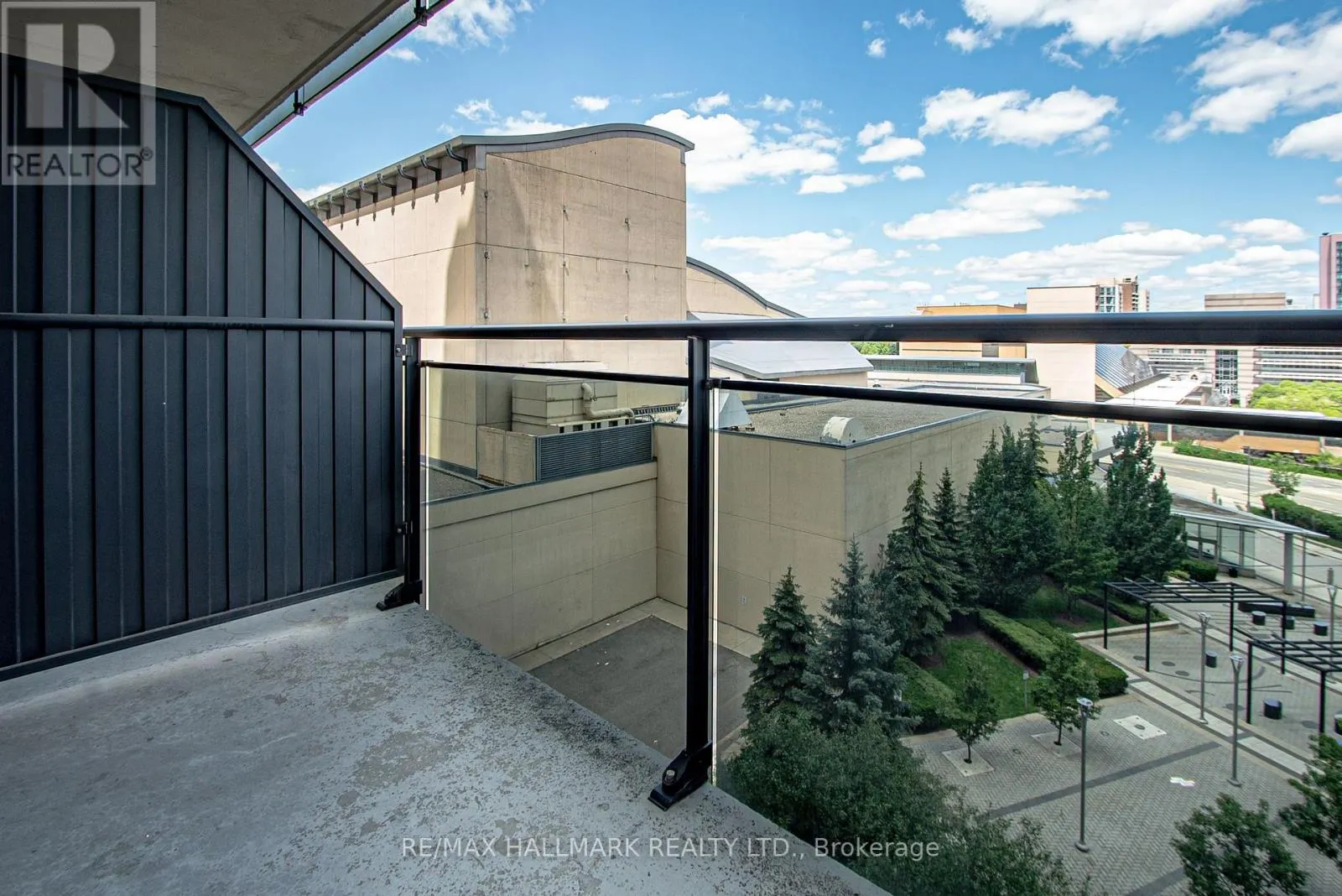 710 - 155 BEECROFT ROAD