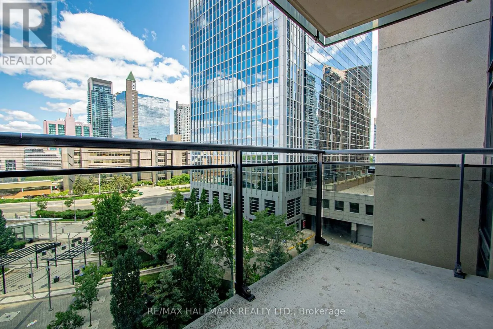 710 - 155 BEECROFT ROAD