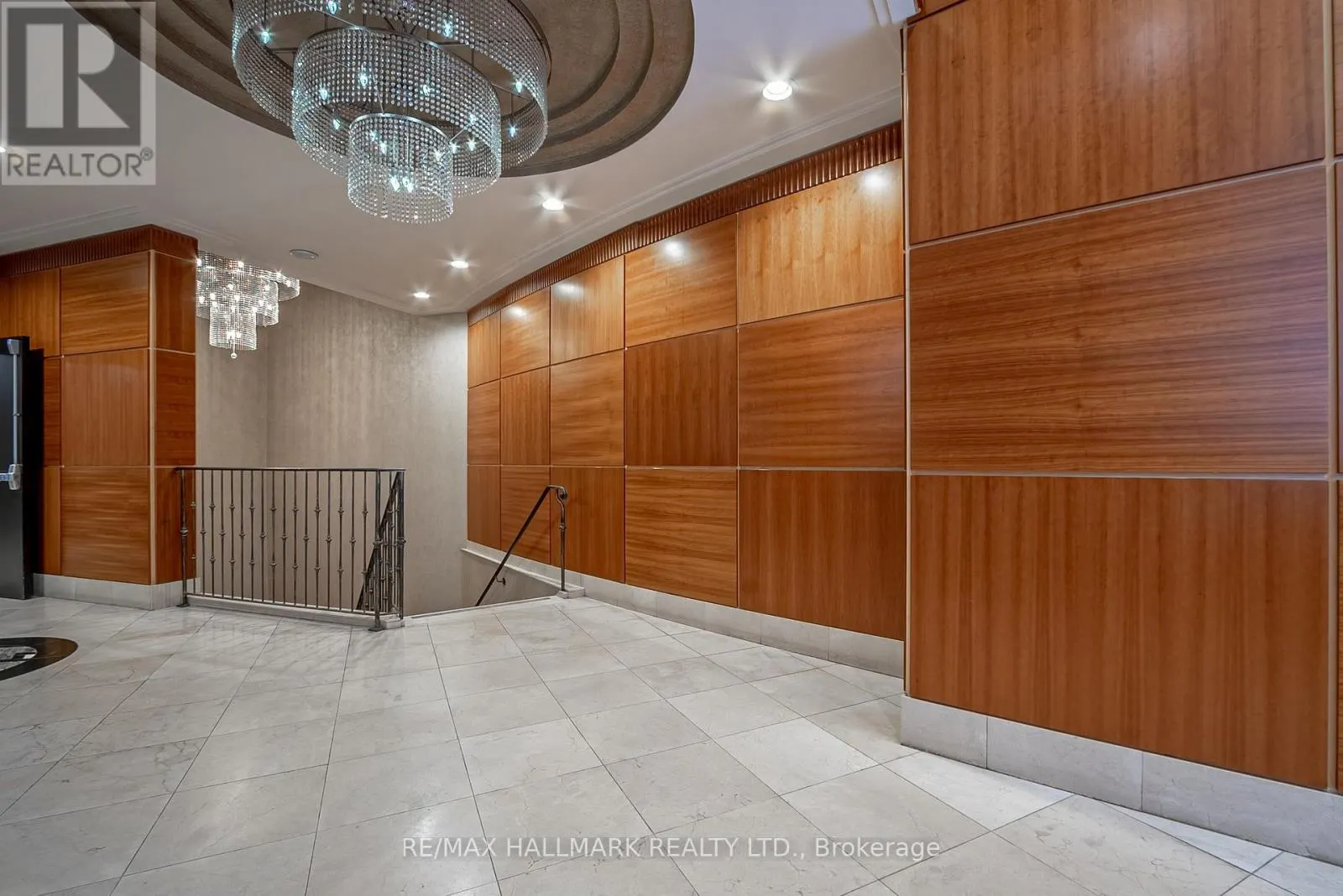 710 - 155 BEECROFT ROAD