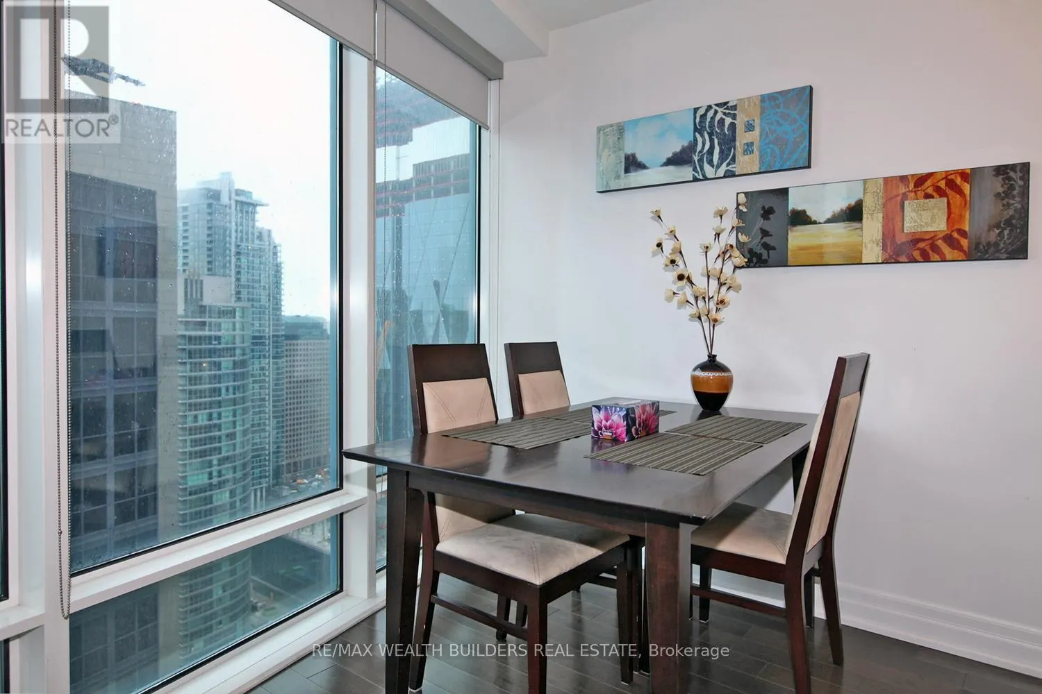 3512 - 8 THE ESPLANADE AVENUE