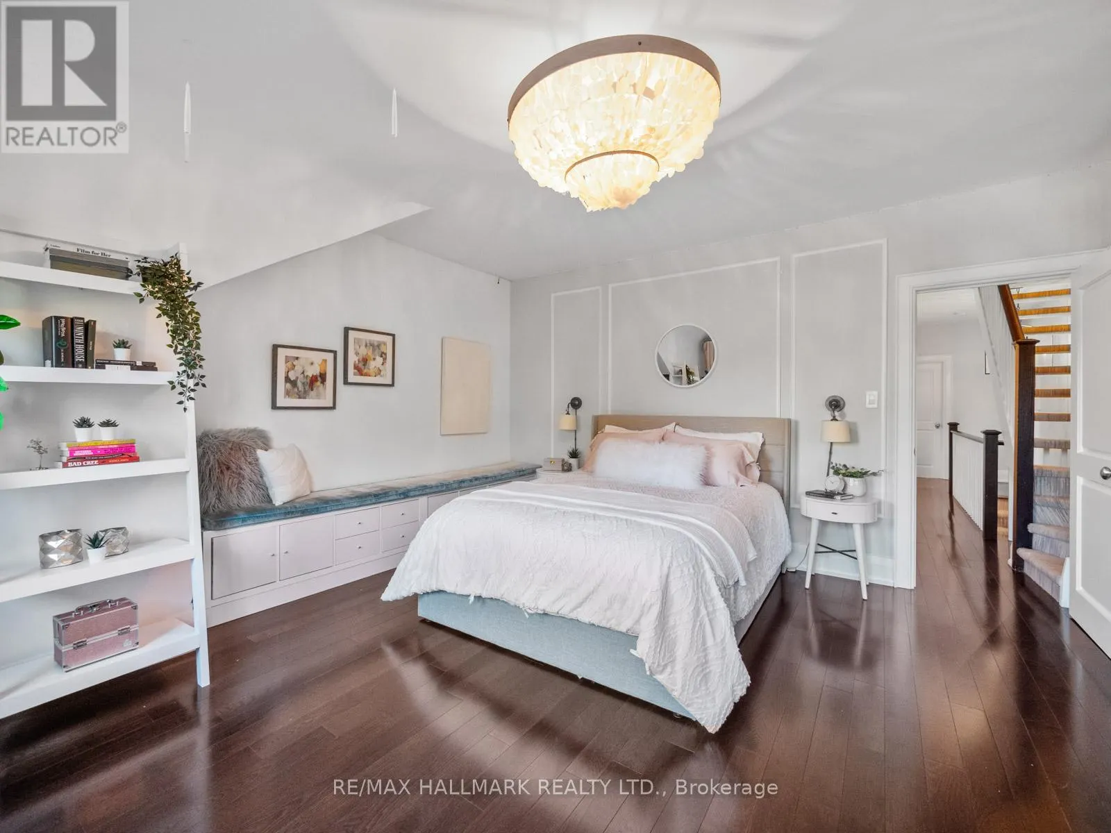 113 MELROSE AVENUE