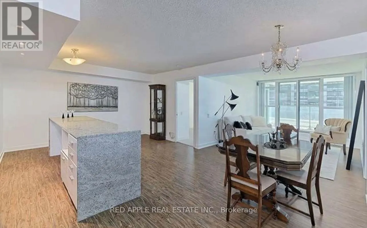 216 - 15 SINGER COURT