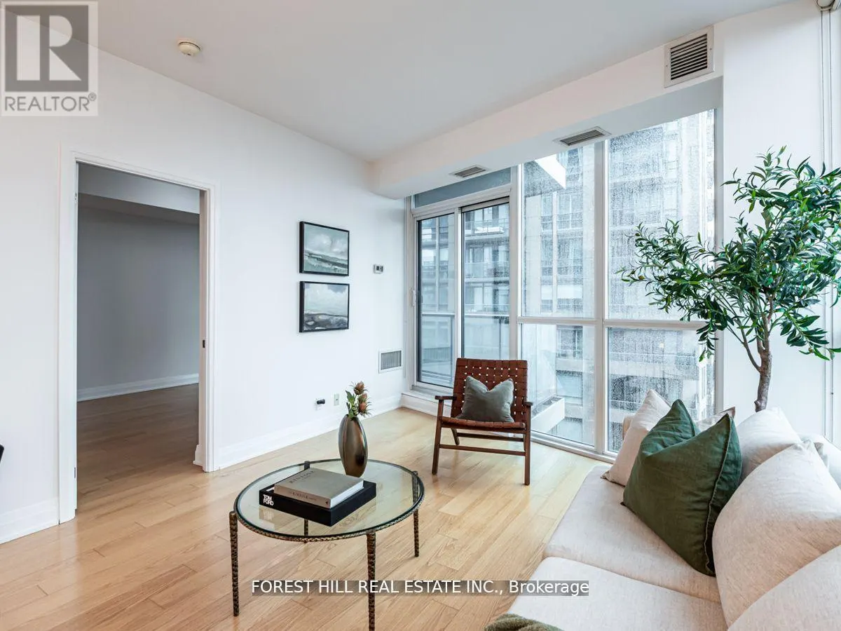 707 - 530 ST CLAIR AVENUE W