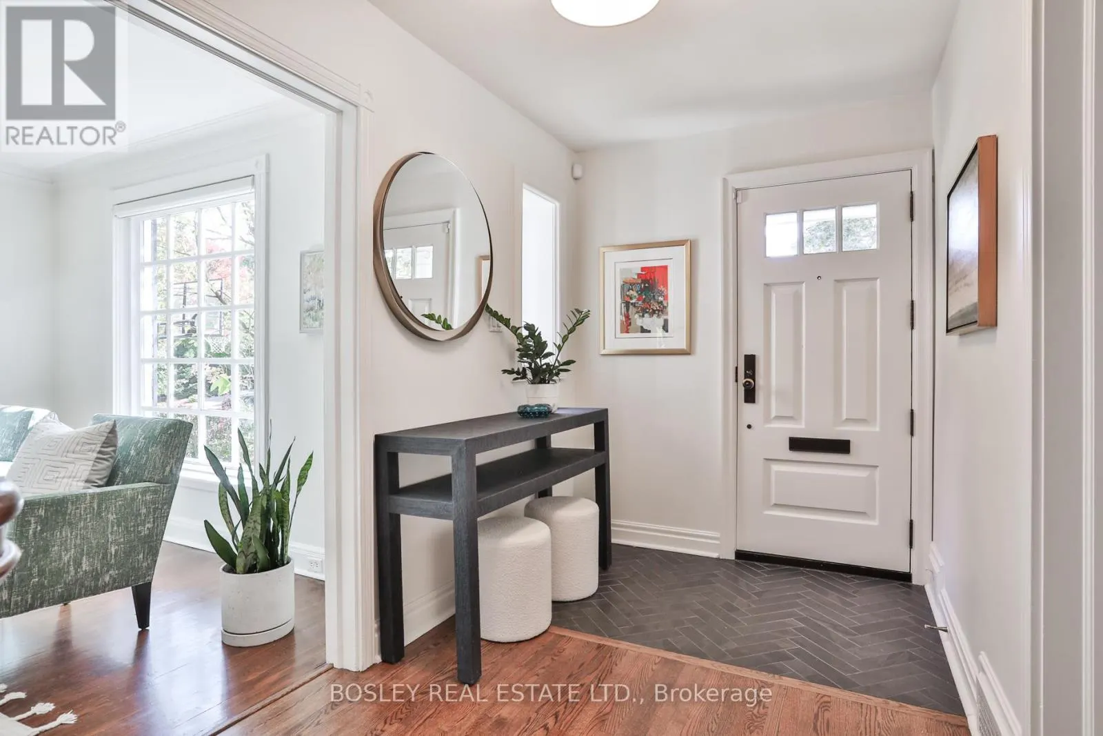274 GLENGROVE AVENUE W