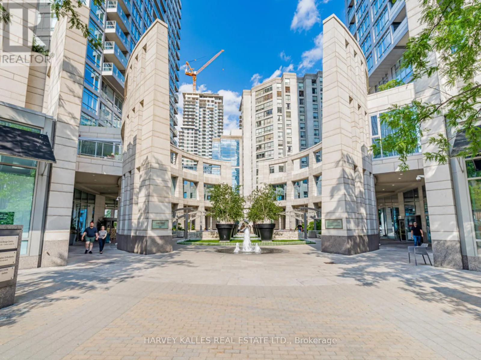 4206 - 2191 YONGE STREET