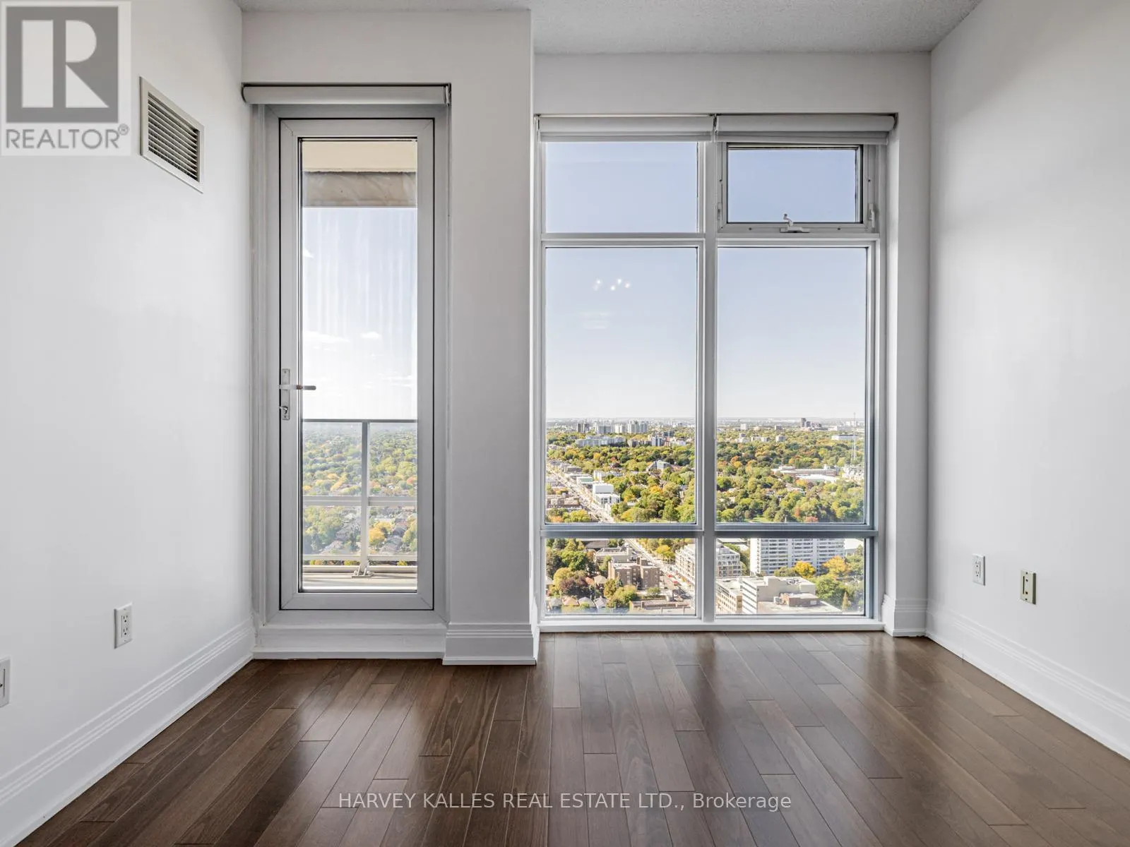 4206 - 2191 YONGE STREET