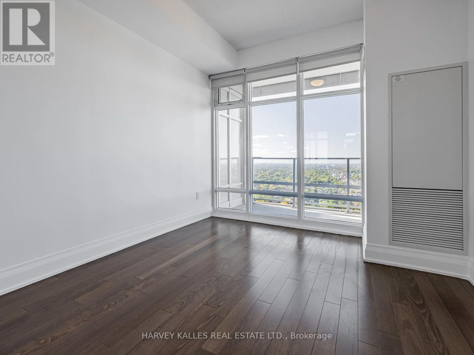 4206 - 2191 YONGE STREET