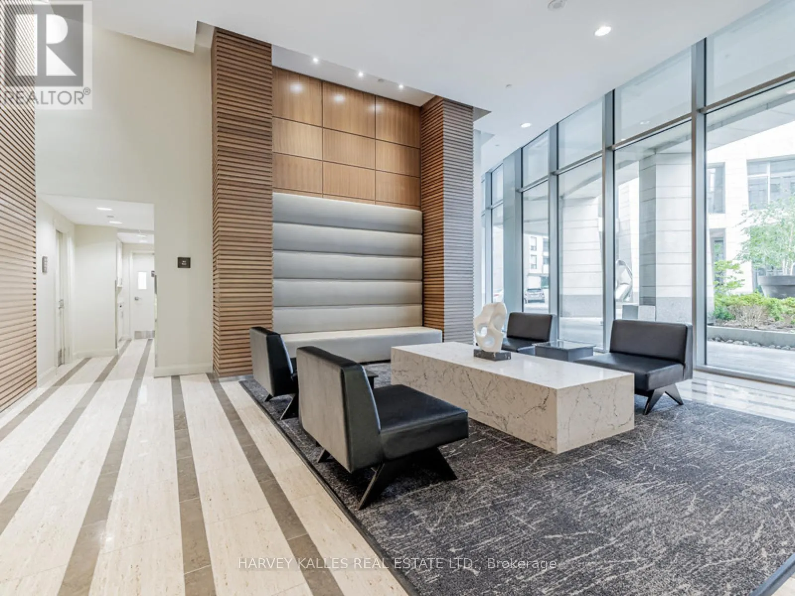 4206 - 2191 YONGE STREET