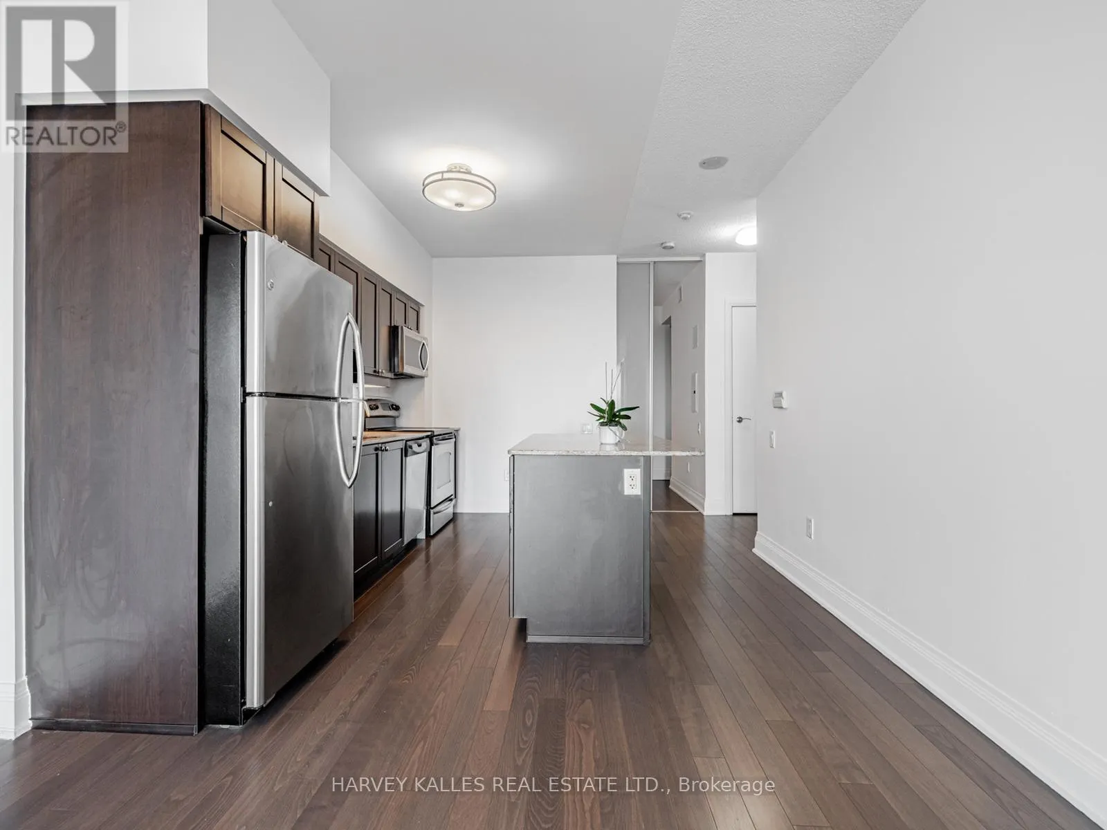 4206 - 2191 YONGE STREET