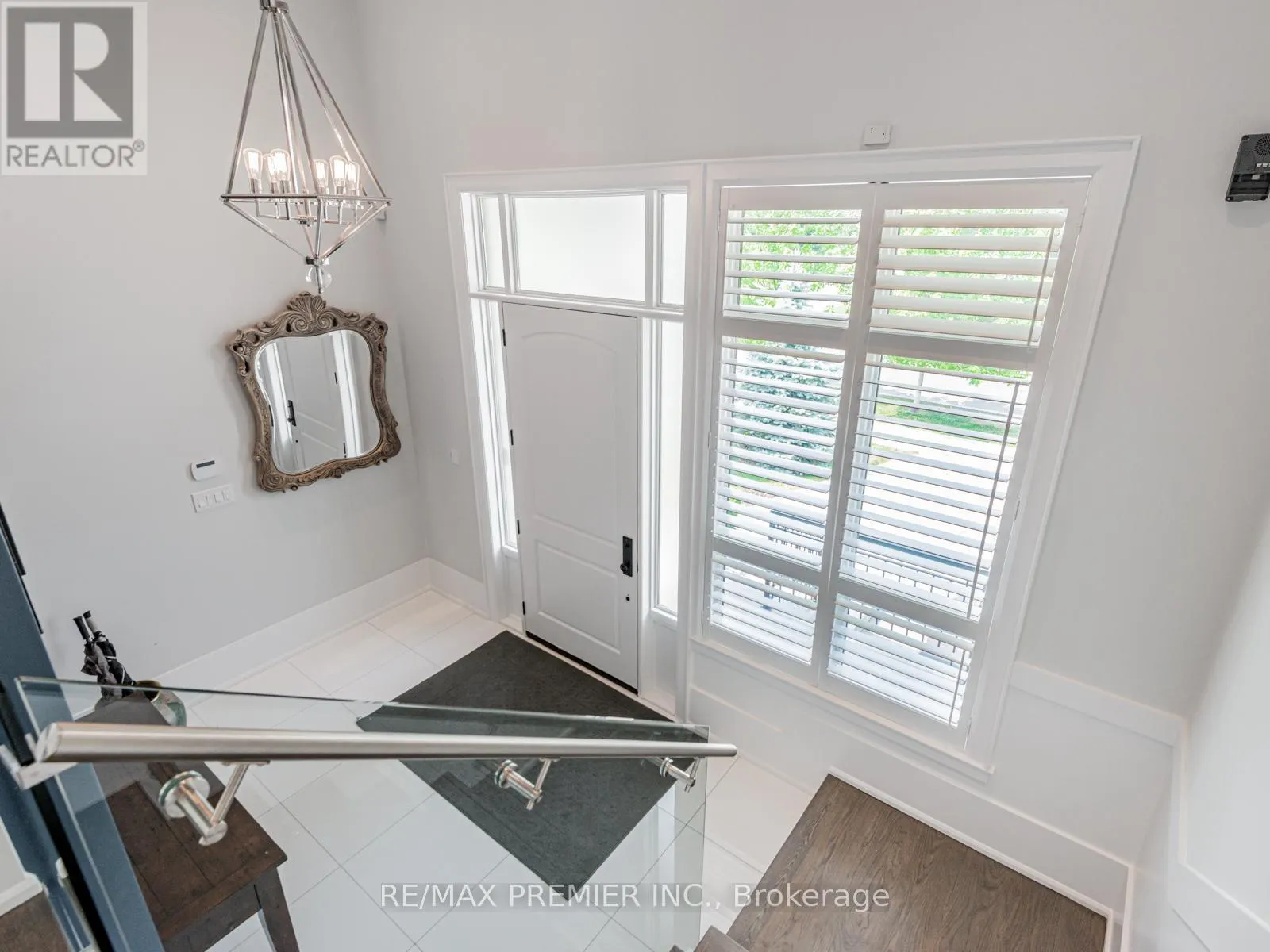 111 CODSELL AVENUE