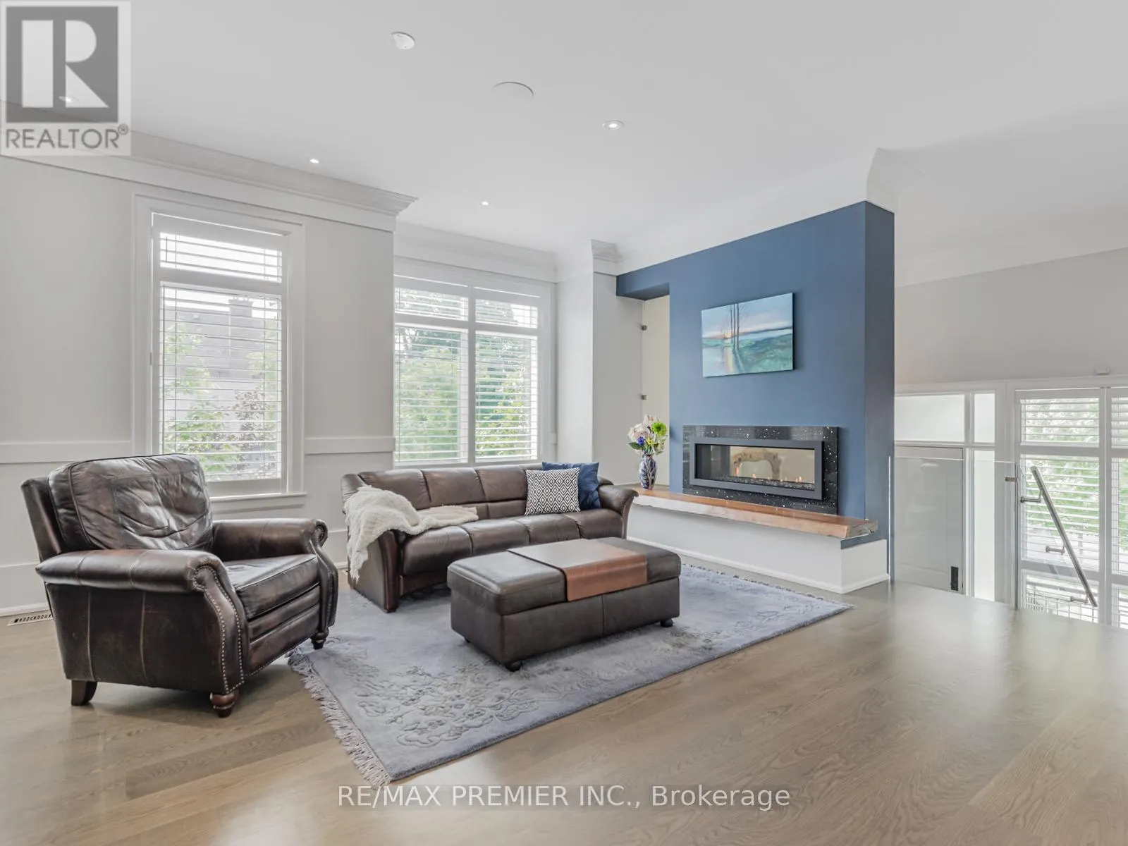 111 CODSELL AVENUE