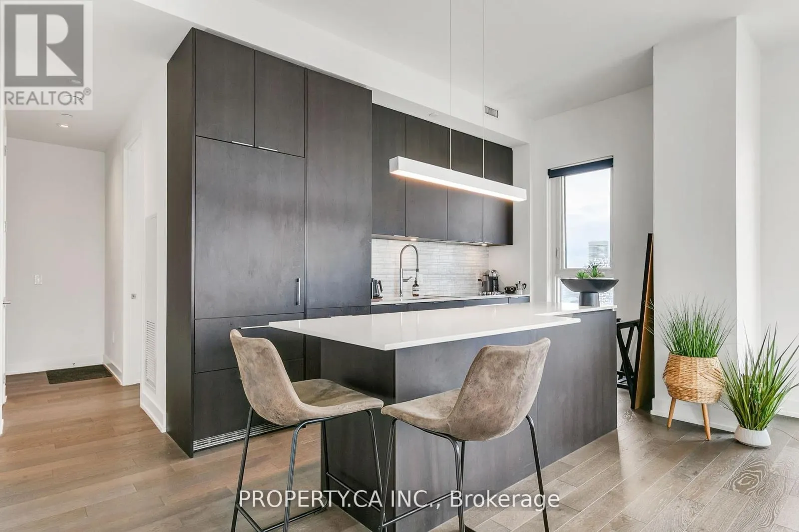 4005 - 15 LOWER JARVIS STREET