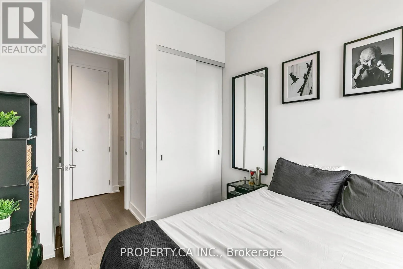 4005 - 15 LOWER JARVIS STREET