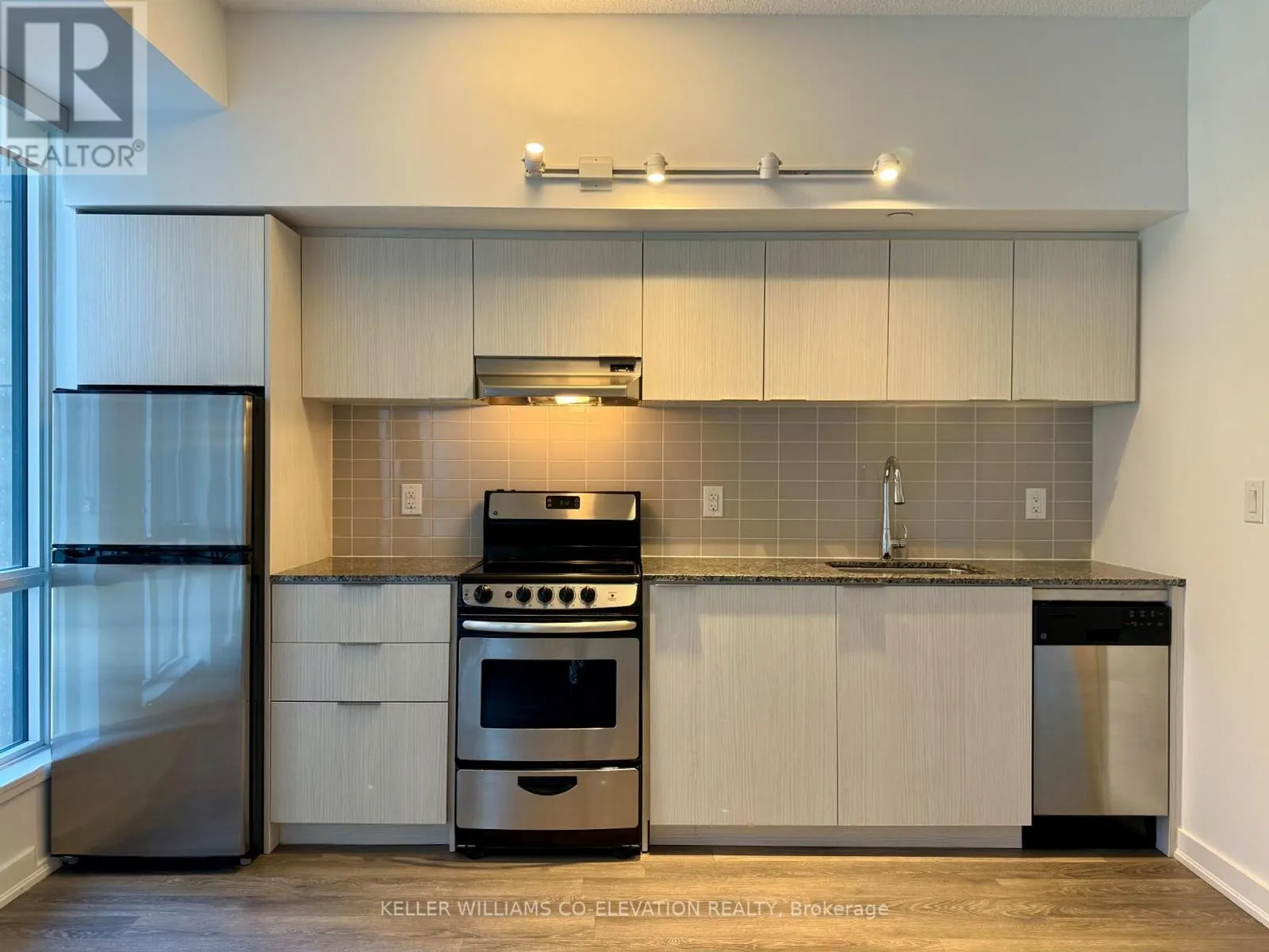R307 - 31 PHIPPS STREET
