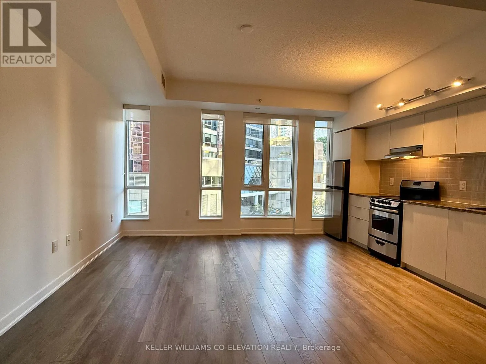R307 - 31 PHIPPS STREET