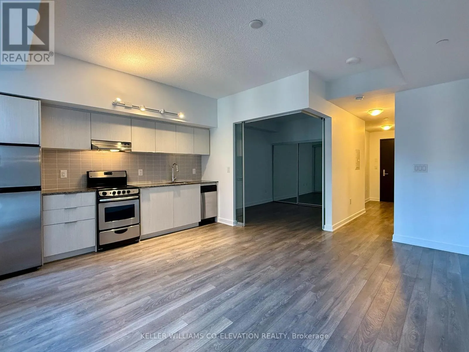 R307 - 31 PHIPPS STREET